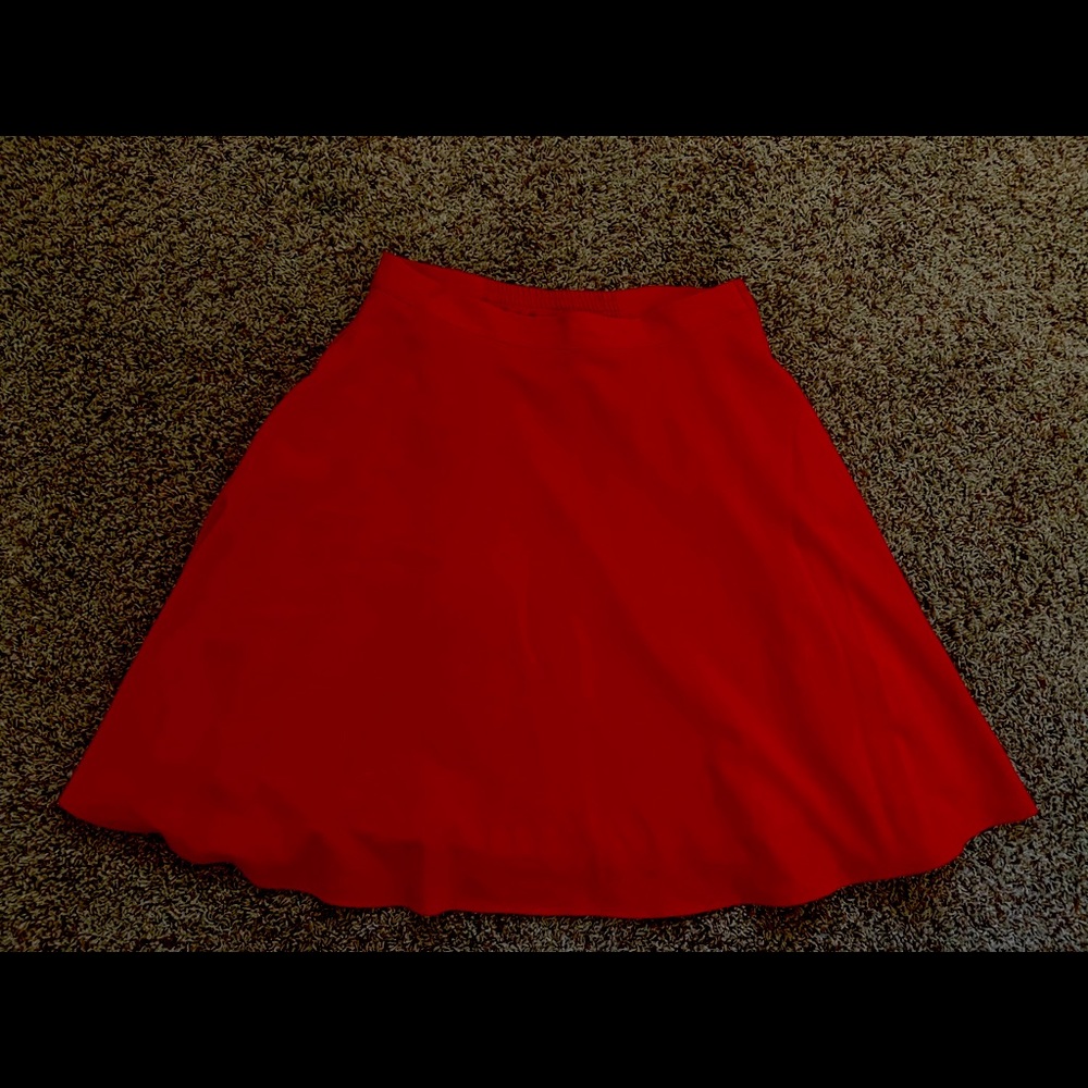 Red Midi skirt